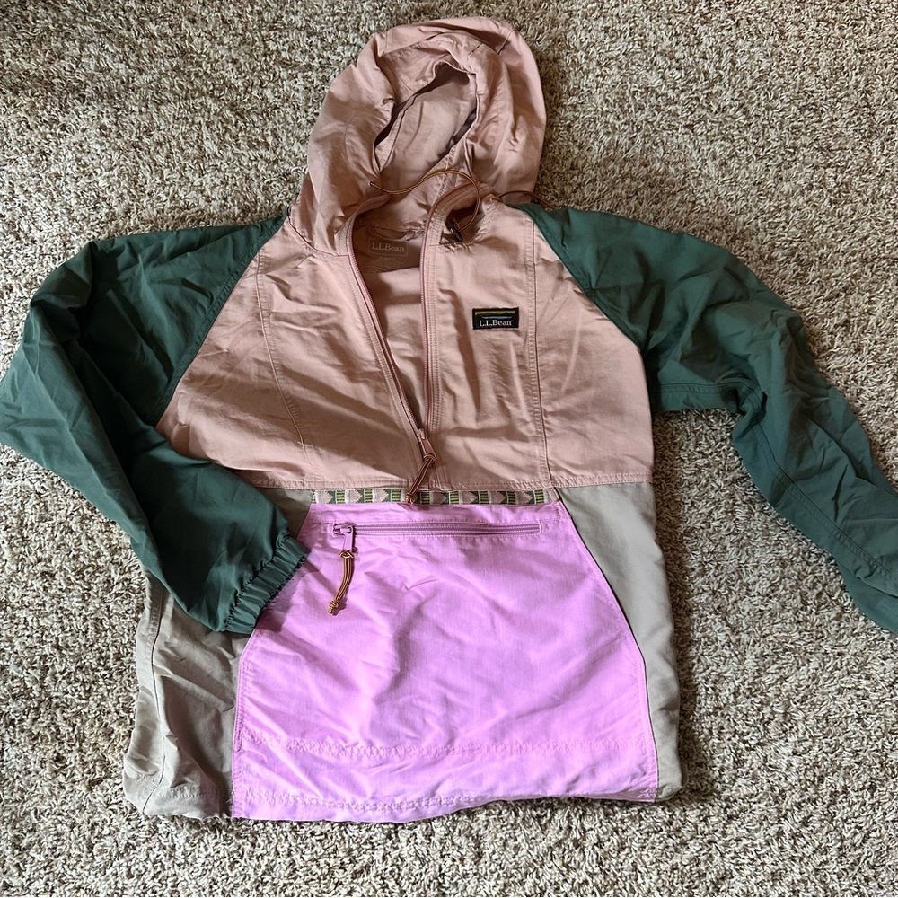 L.L.Bean Logo Patch Jacket - Beige with Black Patch - Picture 2 of 9